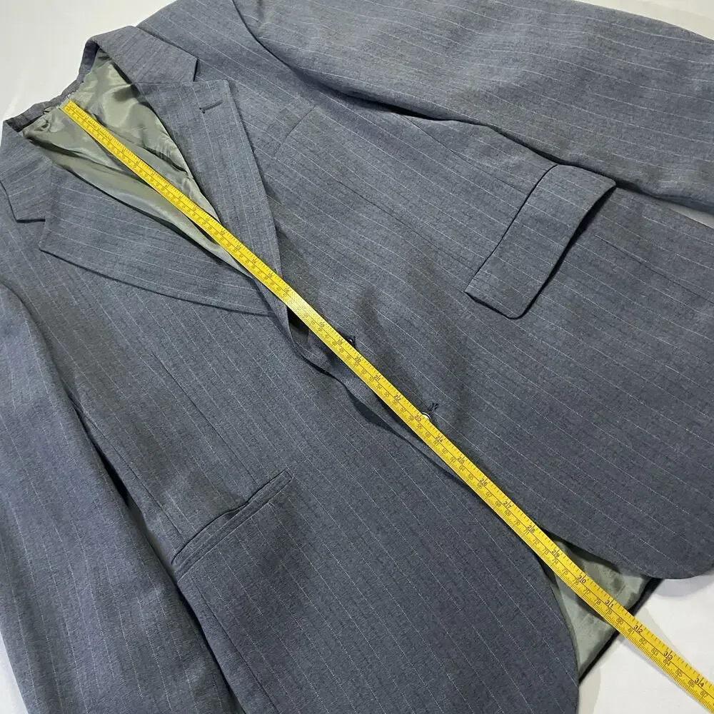 Vintage Levi’s Business Class Gray Pinstripe Blazer Sport Coat Mens 42L USA Made